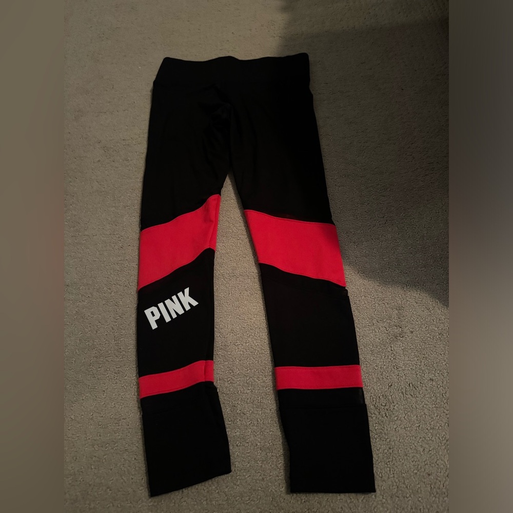 VS Pink leggings